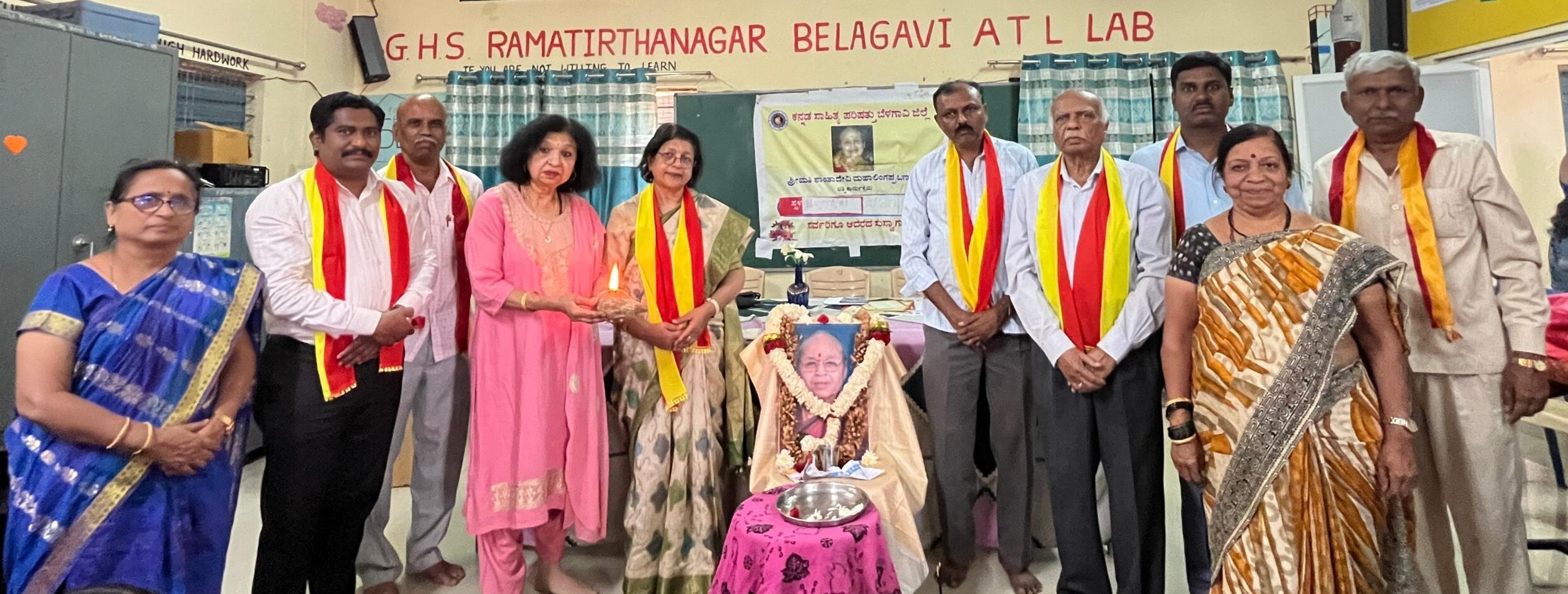 ಪ್ರೌಢಾವಸ್ಥೆಯಲ್ಲಿ ಯುವಕ, ಯುವತಿಯರು ಒಳ್ಳೆಯ ಮಾರ್ಗದಲ್ಲಿ ಸಾಗಬೇಕು.ಮನಸ್ಸನ್ನು ಹತೋಟಿಯಲ್ಲಿಡಬೇಕು; ಡಾ.ವನಿತಾ ಮೆಟಗುಡ್ಡ