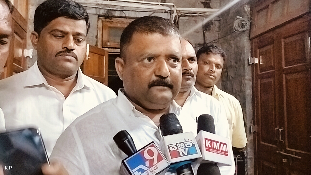 ಬೆಳಗಾವಿ ನೀರಾವರಿ ಕಚೇರಿ ಮೇಲೆ ರೈತರ ಮುತ್ತಿಗೆ…!