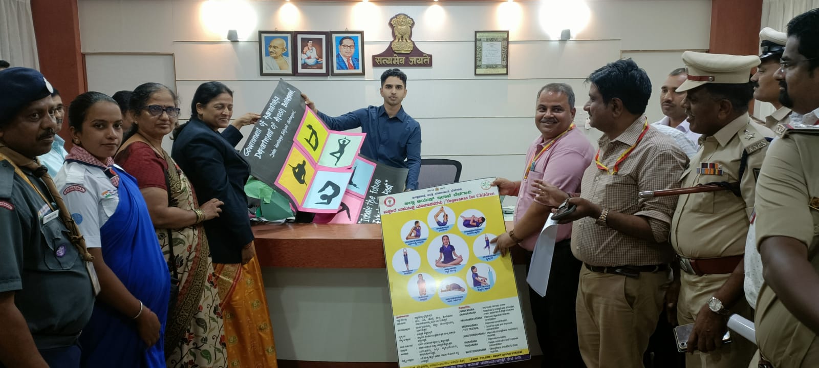 ಜೂನ್.21 ರಂದು”11 ನೇ ಅಂತಾರಾಷ್ಟ್ರೀಯ ಯೋಗ ದಿನಾಚರಣೆ”: ಅಗತ್ಯ ಸಿದ್ಧತೆಗೆ ಅಪರ ಜಿಲ್ಲಾಧಿಕಾರಿ ವಿಜಯಕುಮಾರ ಹೊನಕೇರಿ ಸೂಚನೆ
