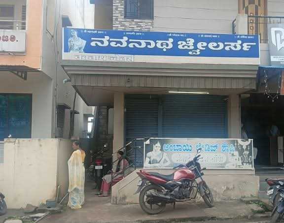 ನವನಾಥ ಜ್ಯುವೆಲ್ಲರ್ಸ್‌ನಲ್ಲಿ 8 ಲಕ್ಷ ಮೌಲ್ಯದ ಬೆಳ್ಳಿ ಆಭರಣ ಮತ್ತು ನಗದು ಕಳ್ಳತನ