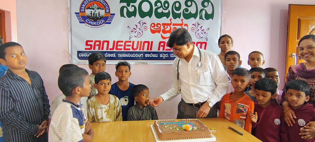 ಡಾ. ಬಿ.ವಿ. ಚೌಗಲಾ ಅವರ 71ನೇ ಹುಟ್ಟುಹಬ್ಬ: ಅನಾಥ ಮಕ್ಕಳಿಗೂ ಹಿರಿಯ ಜೀವಿಗಳಿಗೆ ಉಚಿತ ಆರೋಗ್ಯ ತಪಾಸಣೆ