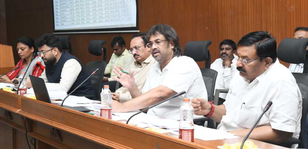 ಸರ್ಕಾರಿ ಶಾಲೆಗಳಿಗೆ ಮಕ್ಕಳ ಪ್ರವೇಶಾತಿ ಹೆಚ್ಚಿಸಲು ಸಚಿವ ಮಧು ಬಂಗಾರಪ್ಪ ಸೂಚನೆ