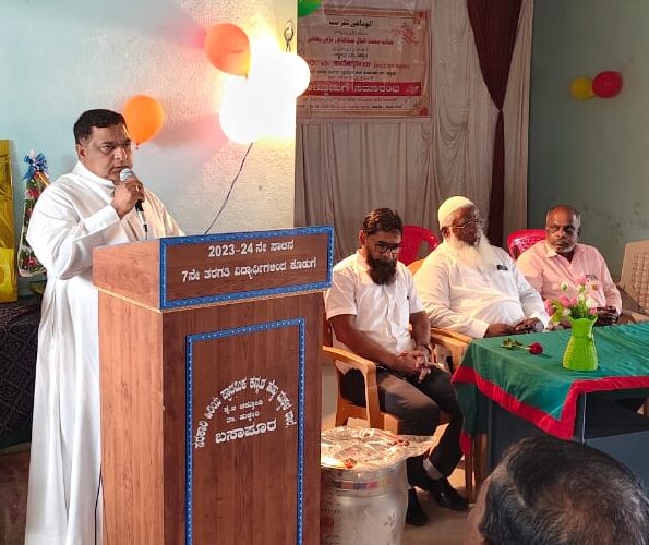 “ಎಲ್ಲ ದಾನಗಳಲ್ಲಿ ವಿದ್ಯಾದಾನ ಶ್ರೇಷ್ಠ” — ಫಾದರ್ ಲೂರ್ದುಸ್ವಾಮಿ